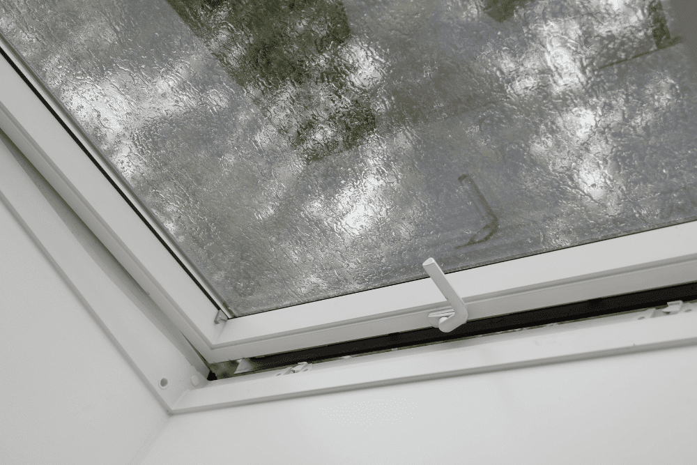 Comprendre et réduire la condensation sur les fenêtres et vitres